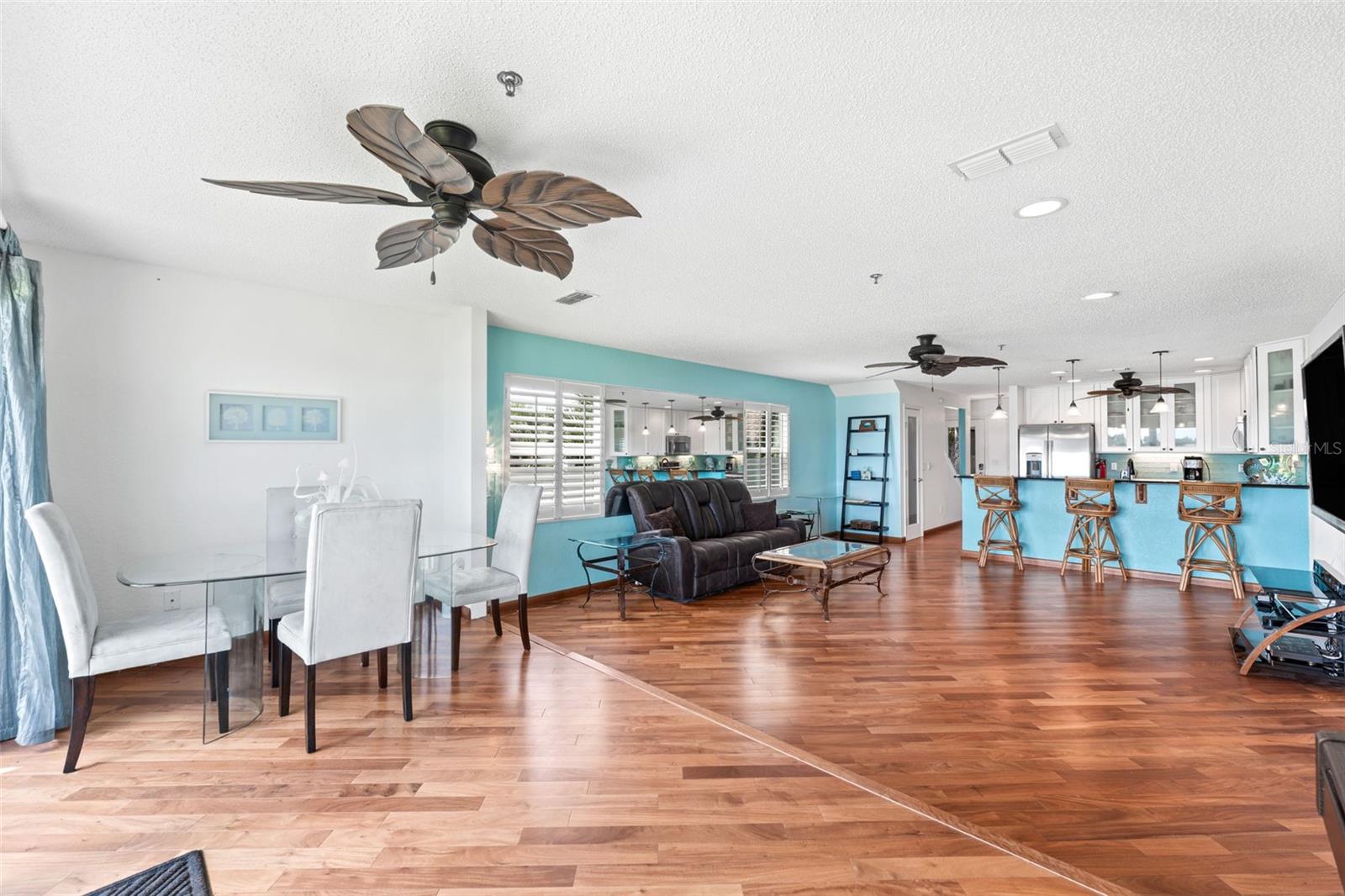 RIVER EDGE ACRES - Residential