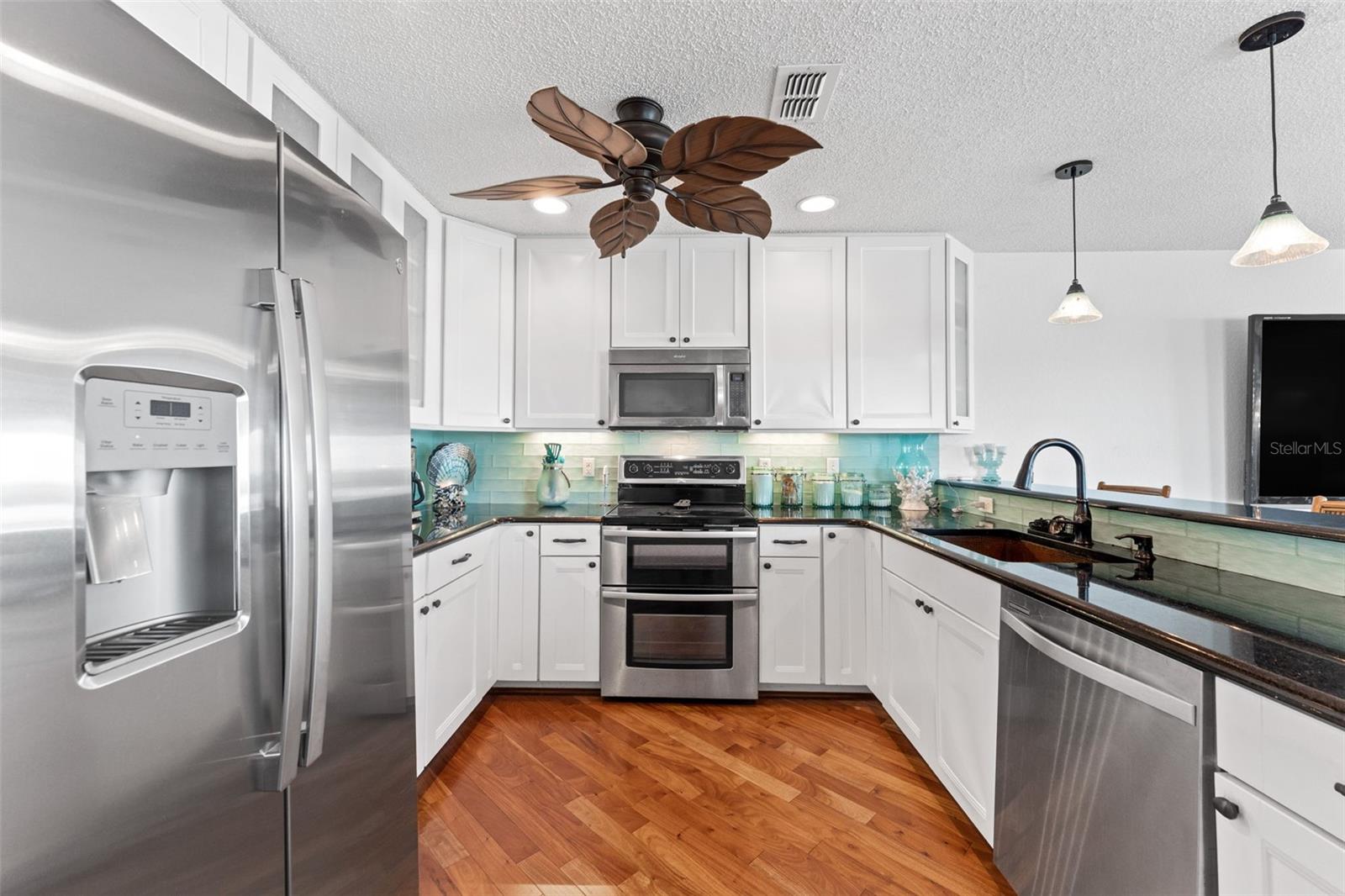 RIVER EDGE ACRES - Residential