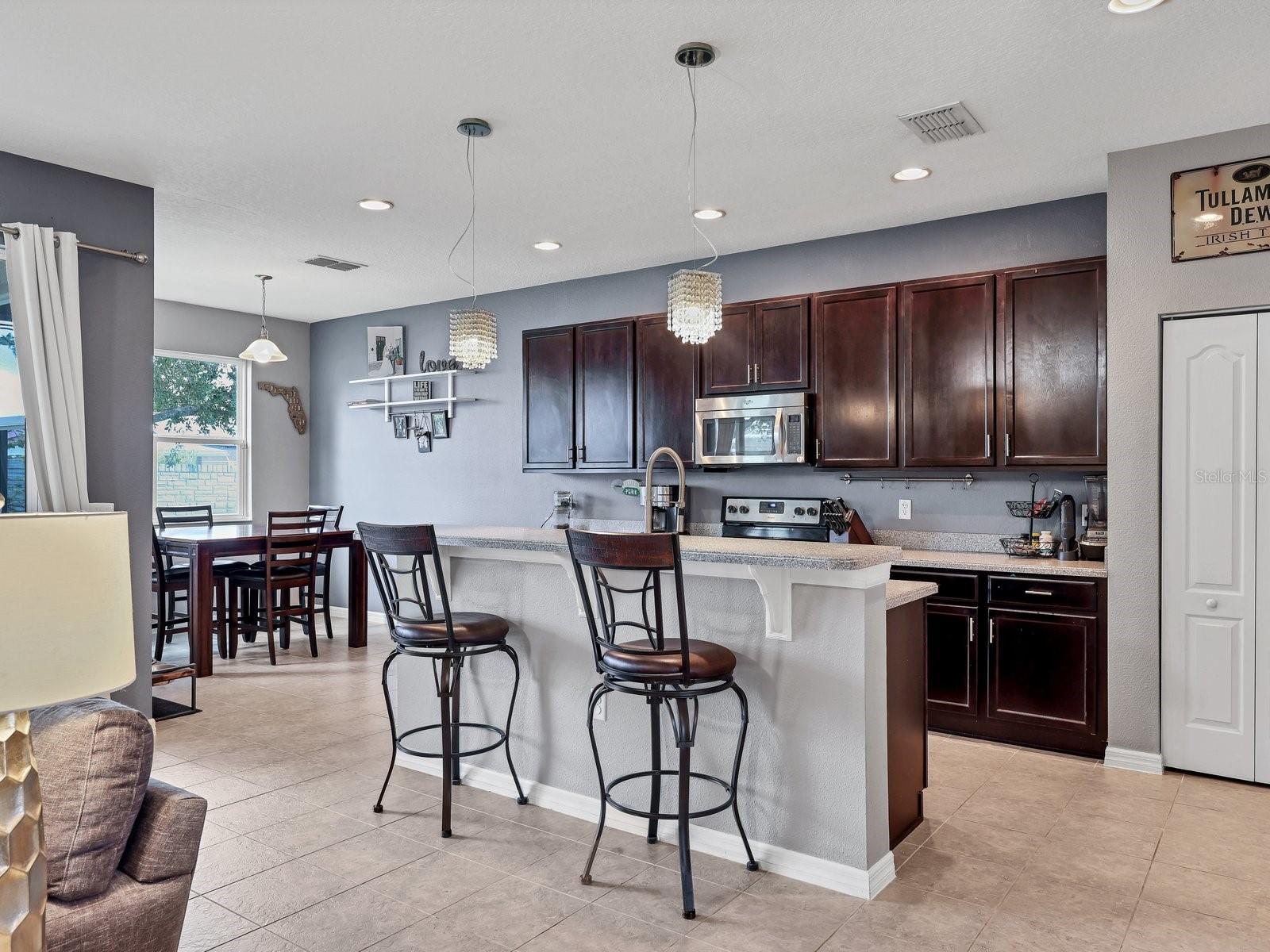 STERLING LAKE - Residential