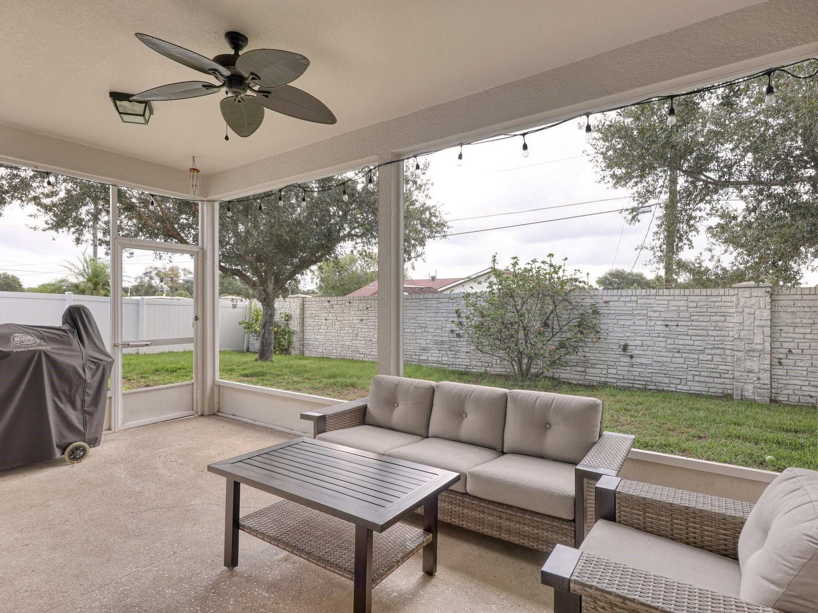 STERLING LAKE - Residential