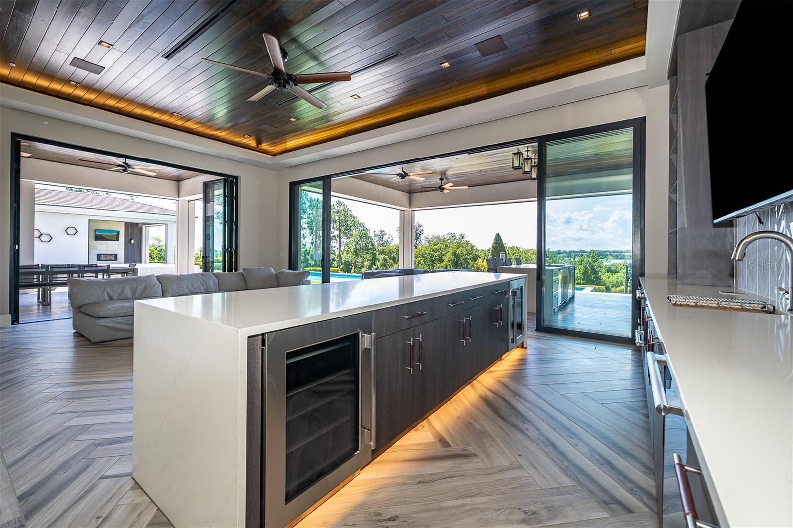BELLA COLLINA SUB - Residential