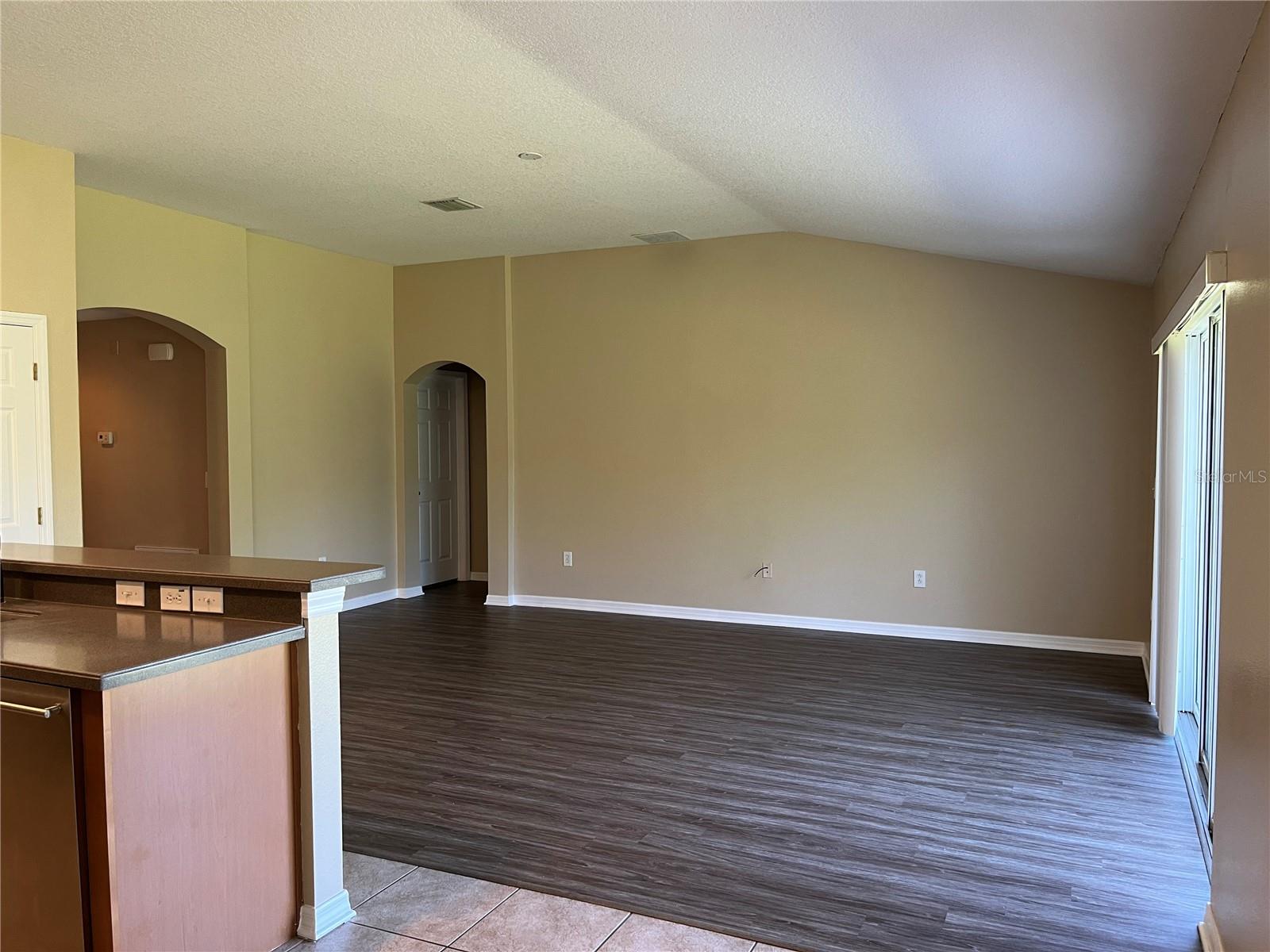 DUPREE LAKES, SECTION 2 - Residential Lease