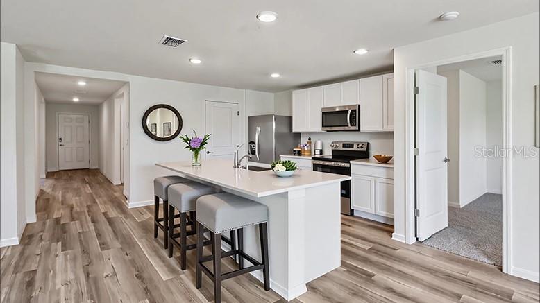 AVALON WOODS - Residential