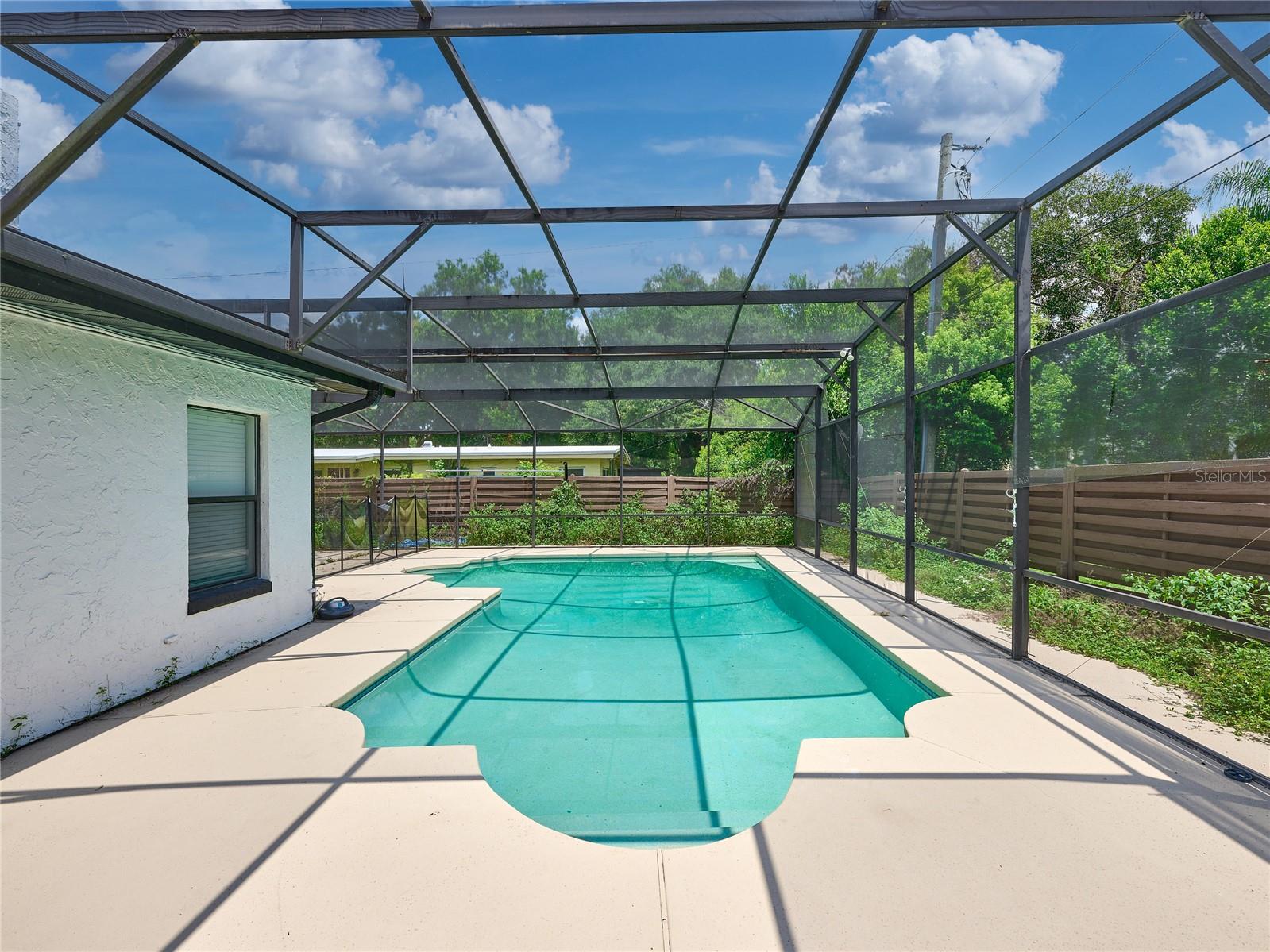 GROVE MANORS - Residential