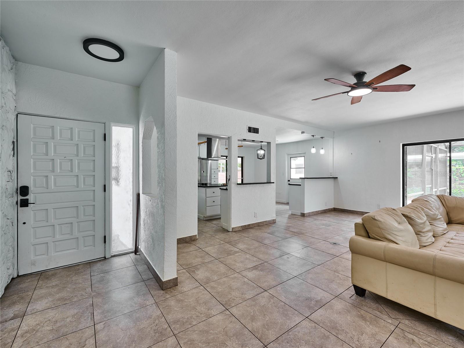 GROVE MANORS - Residential