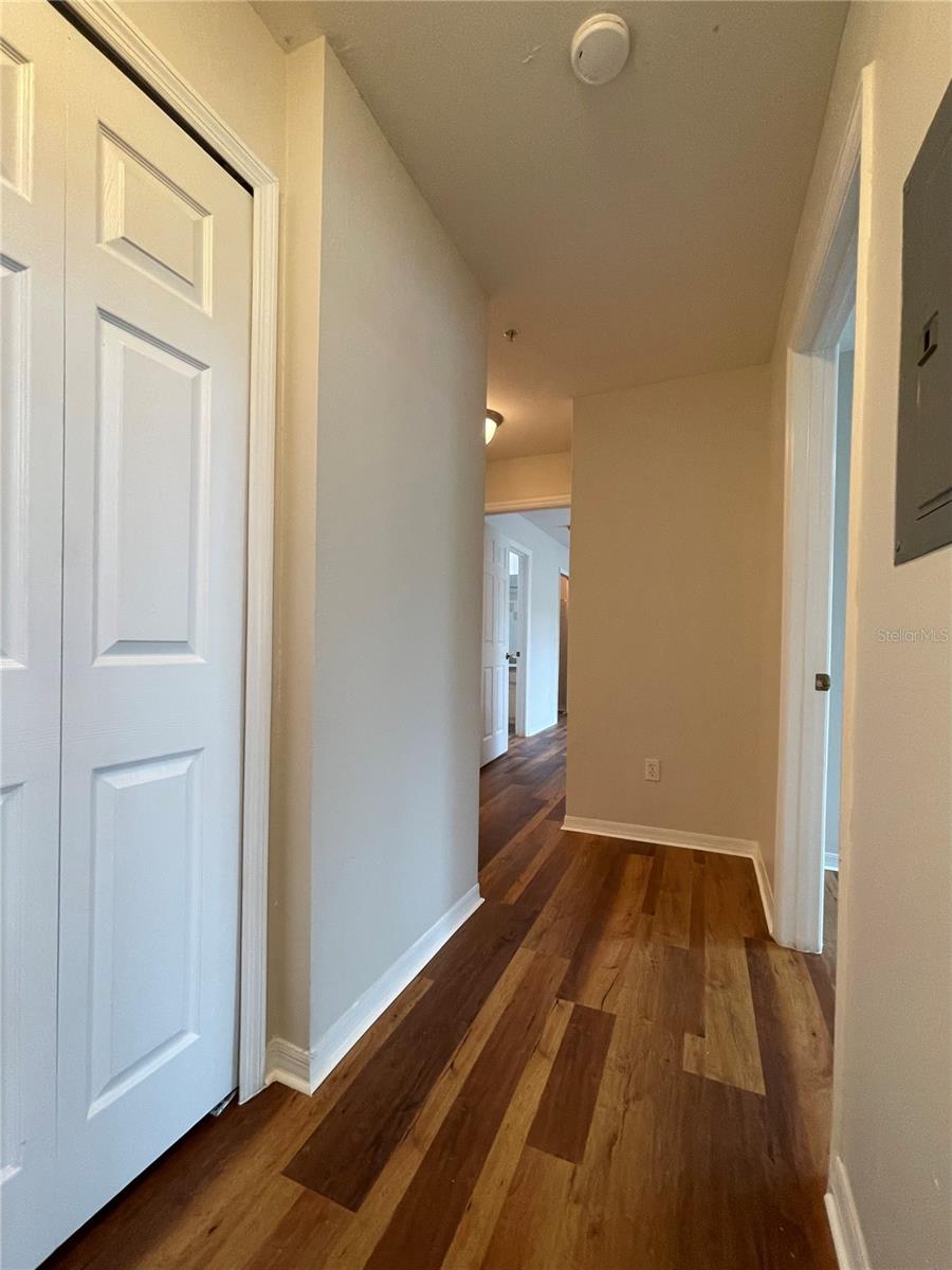 HAMPTONS/METROWEST - Residential
