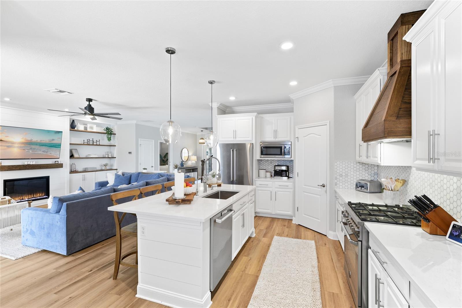SAVANNA AT LAKEWOOD RANCH - Residential