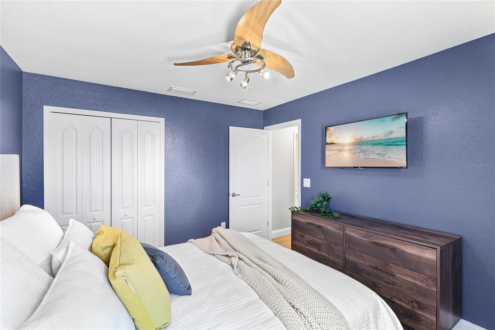 SAVANNA AT LAKEWOOD RANCH - Residential