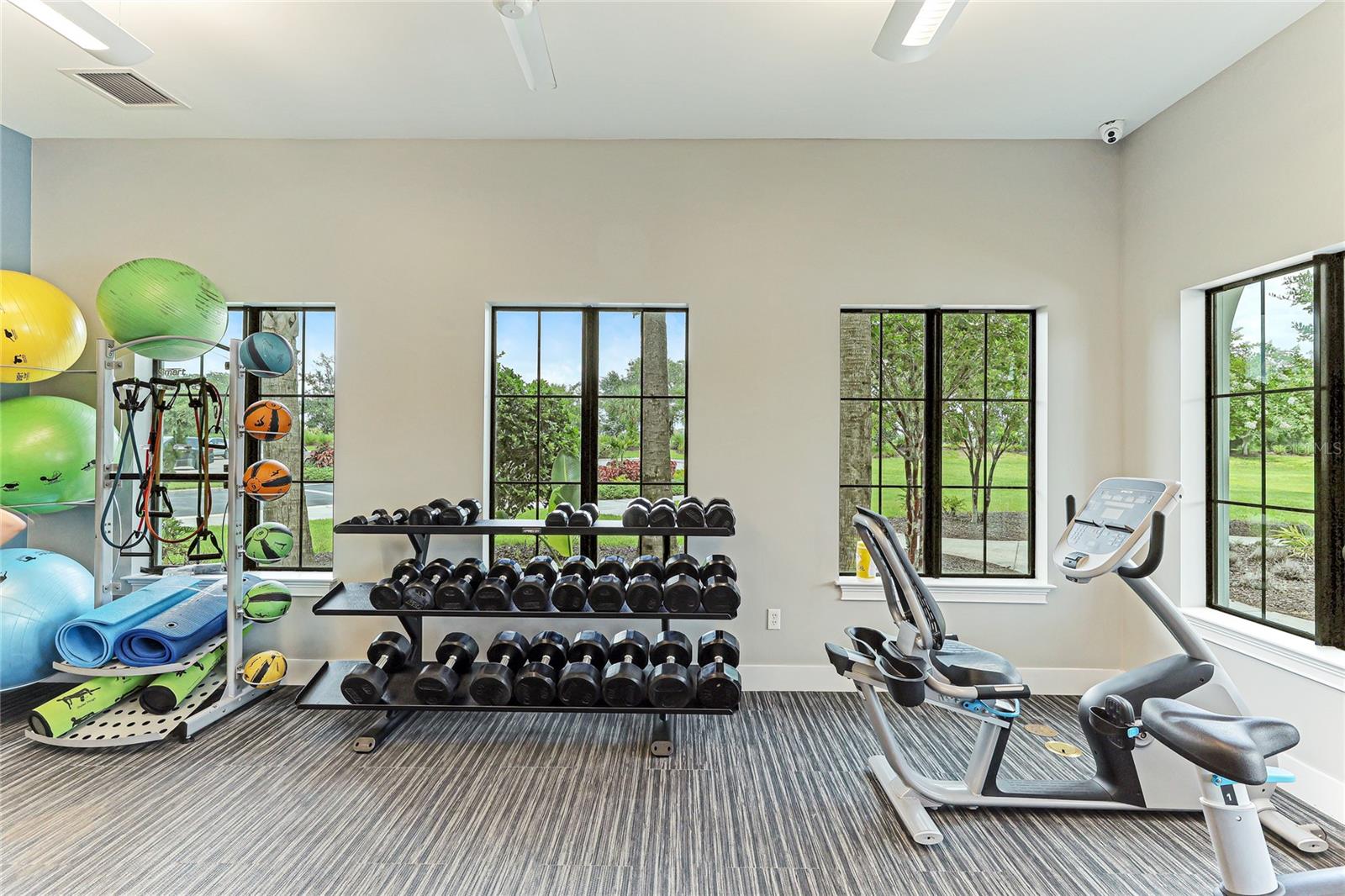 SAVANNA AT LAKEWOOD RANCH - Residential