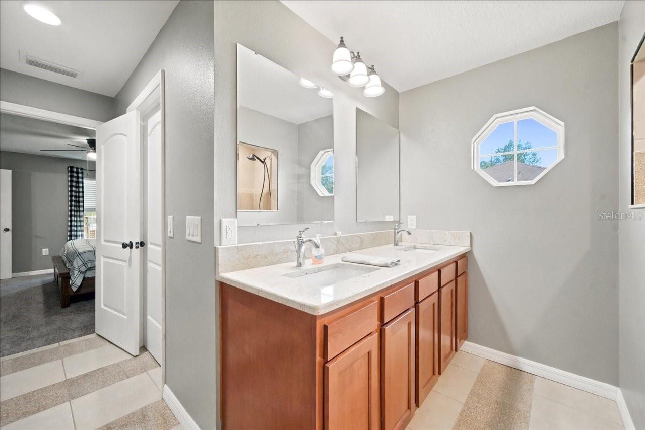 ROYAL HIGHLANDS - Residential