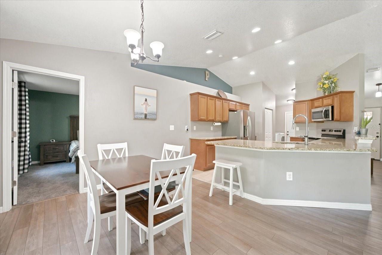 ROYAL HIGHLANDS - Residential