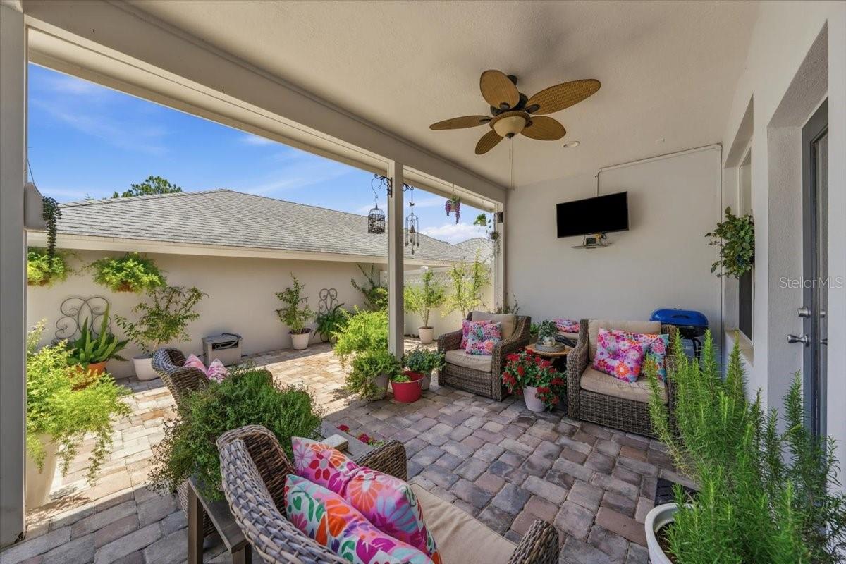 WESTCHASE - Residential