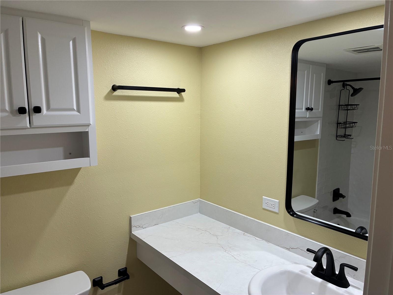 WINSTON PARK NORTHEAST - Residential Lease