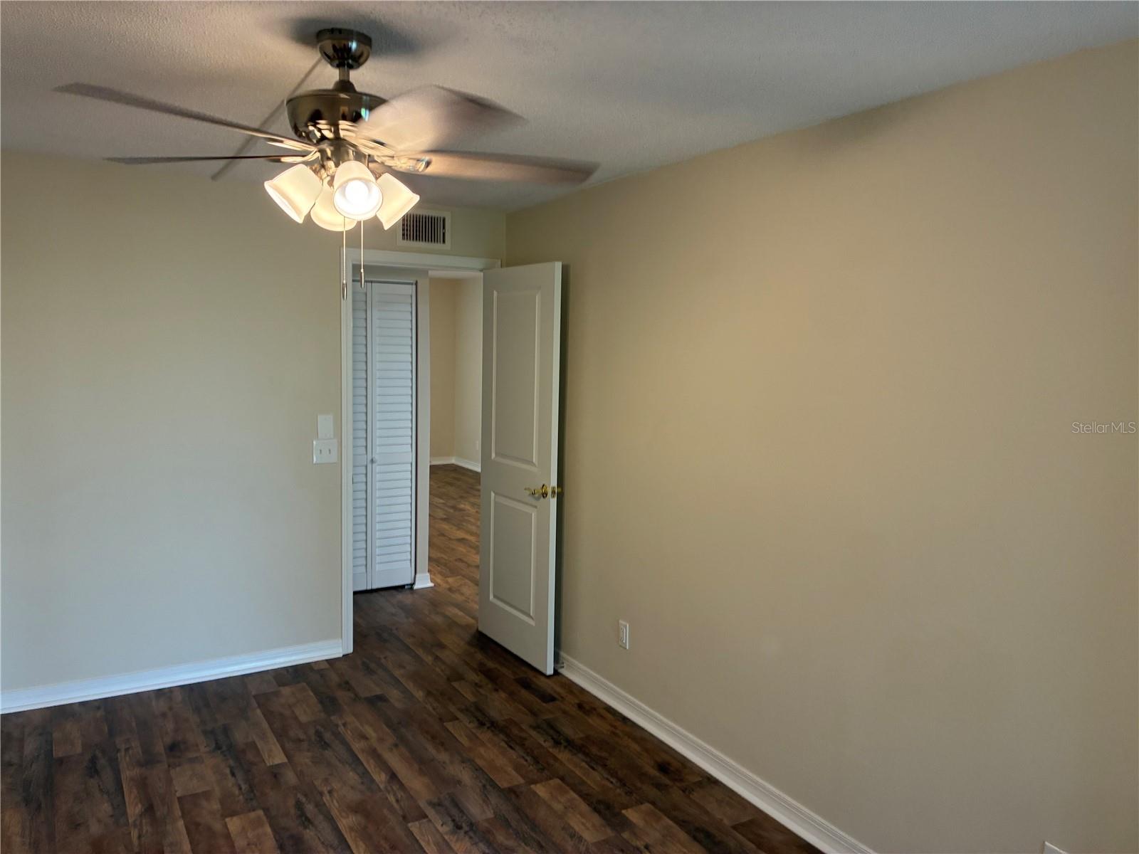 WINSTON PARK NORTHEAST - Residential Lease