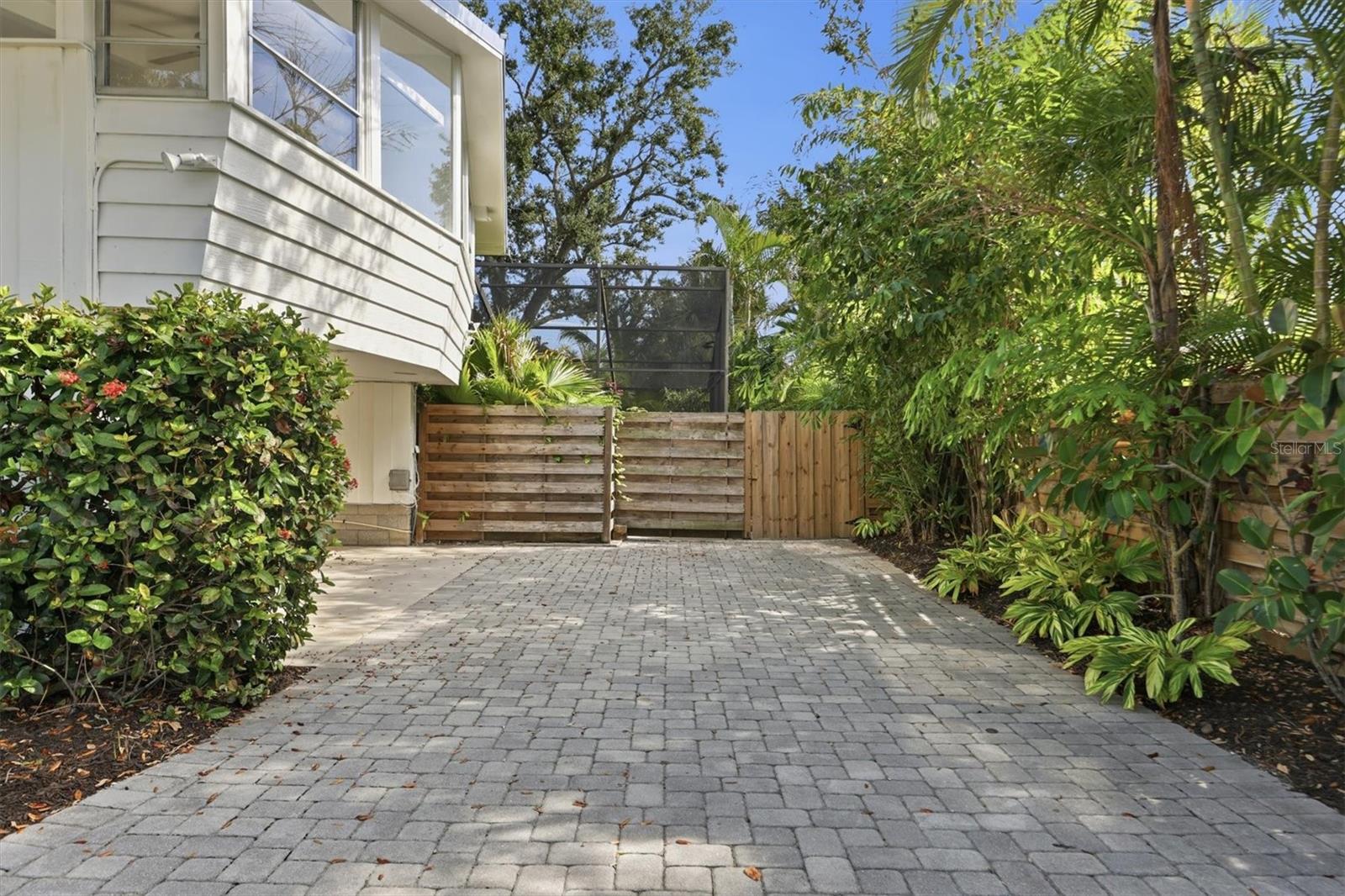 BIRD KEY SUB - Residential