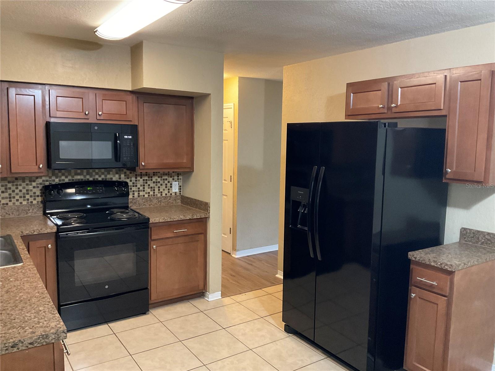 BAY VISTA PARK REP - Residential Lease