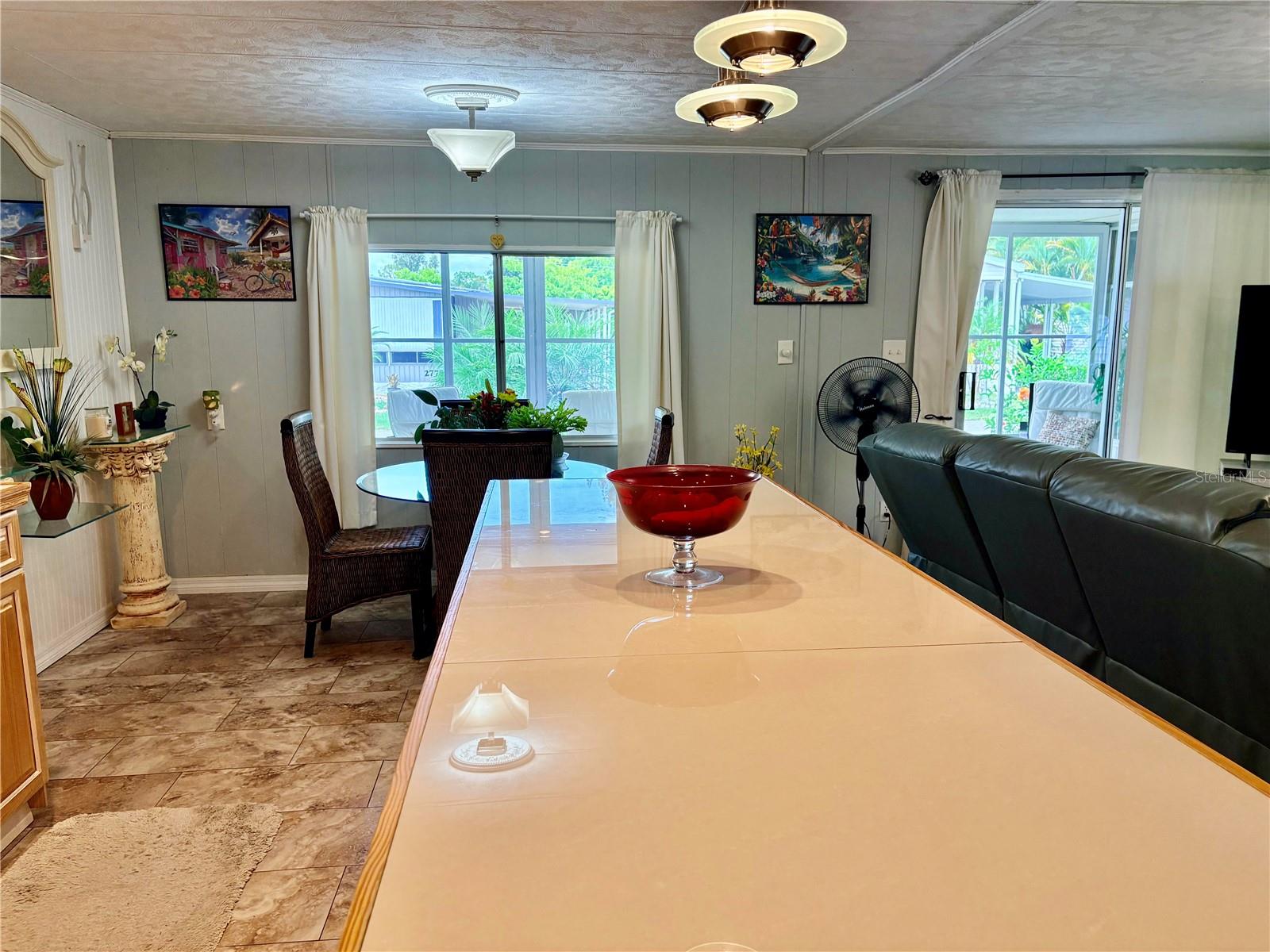 LAUREL ESTATES - Residential