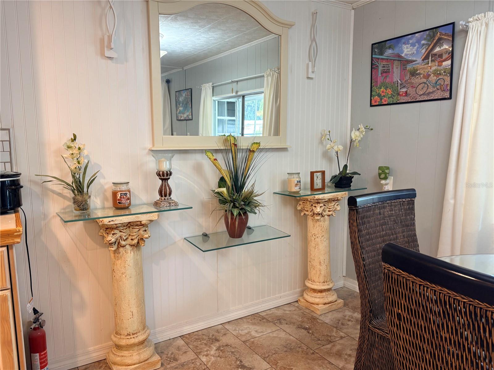 LAUREL ESTATES - Residential