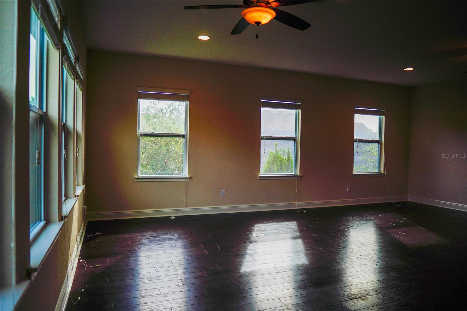 LATHAM PARK SOUTH - Residential