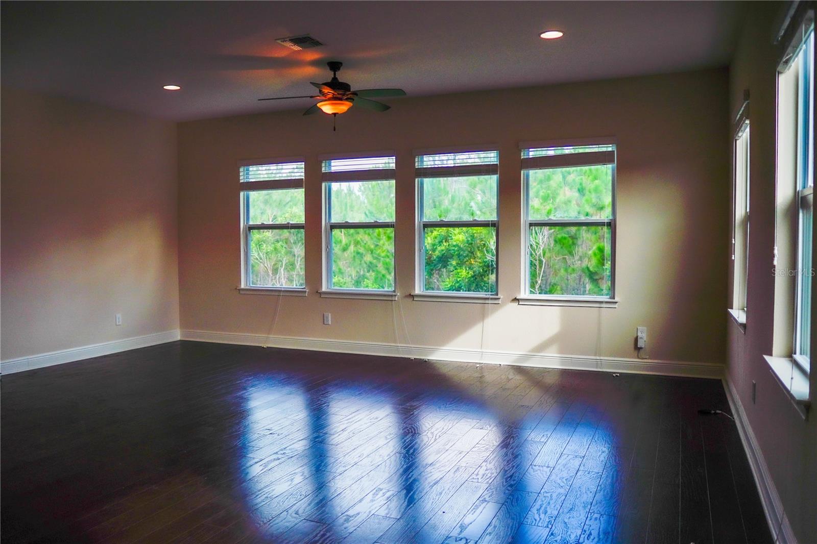 LATHAM PARK SOUTH - Residential