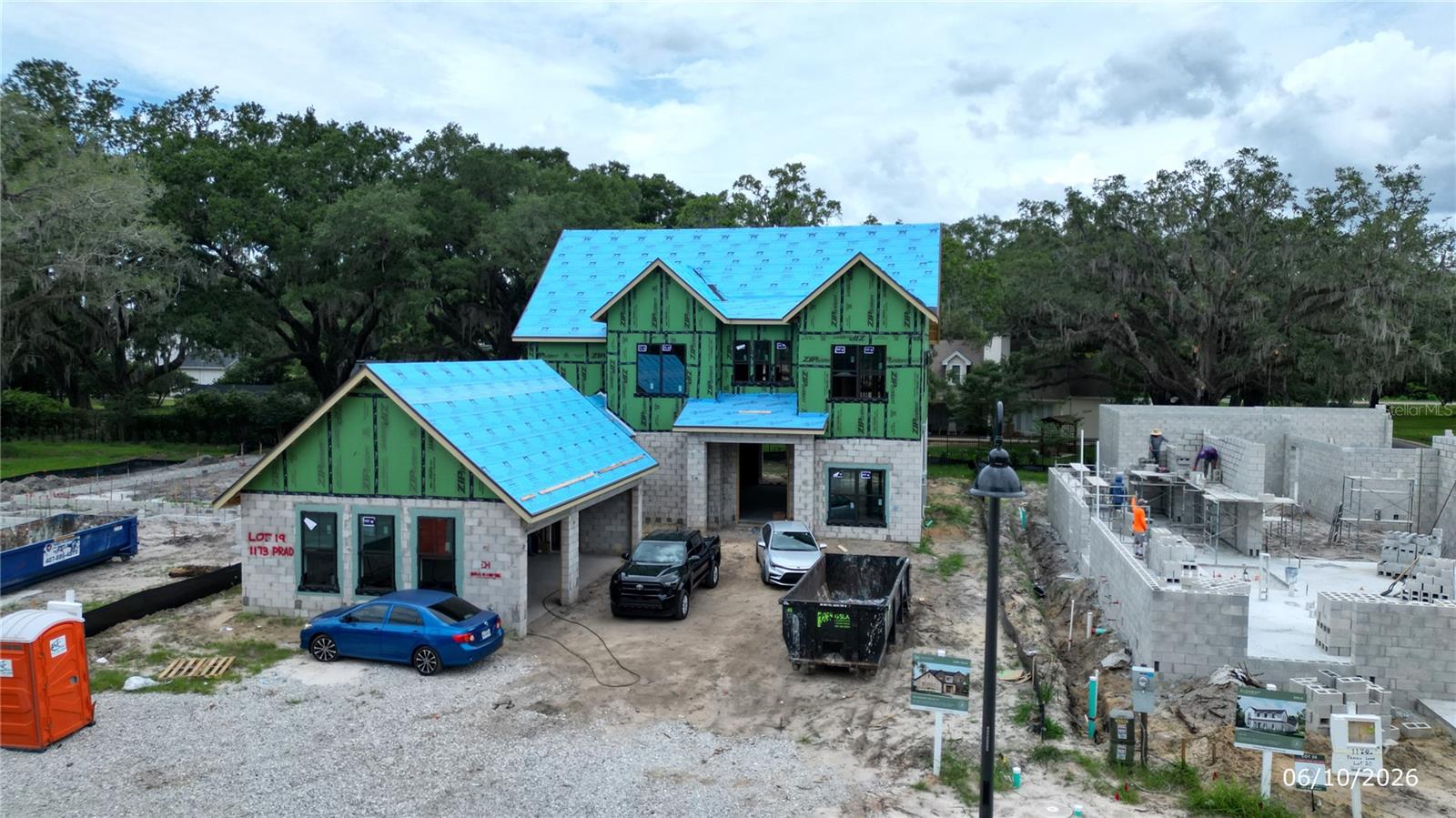 GROVE AT THE HARVEST DISTRICT - Residential