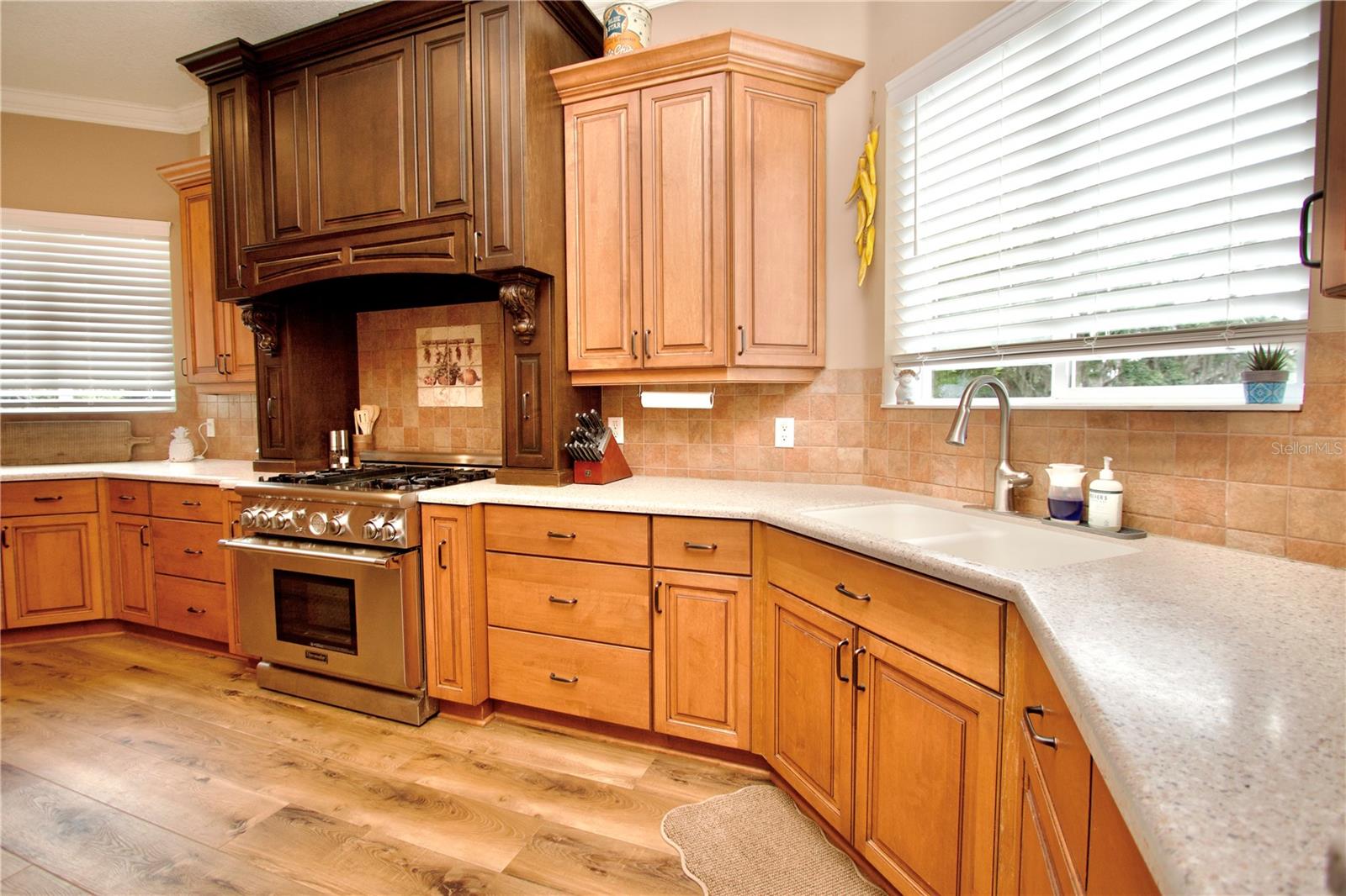ROLLINS ESTATES - Residential