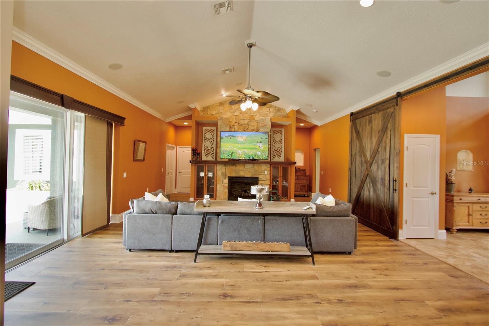 ROLLINS ESTATES - Residential
