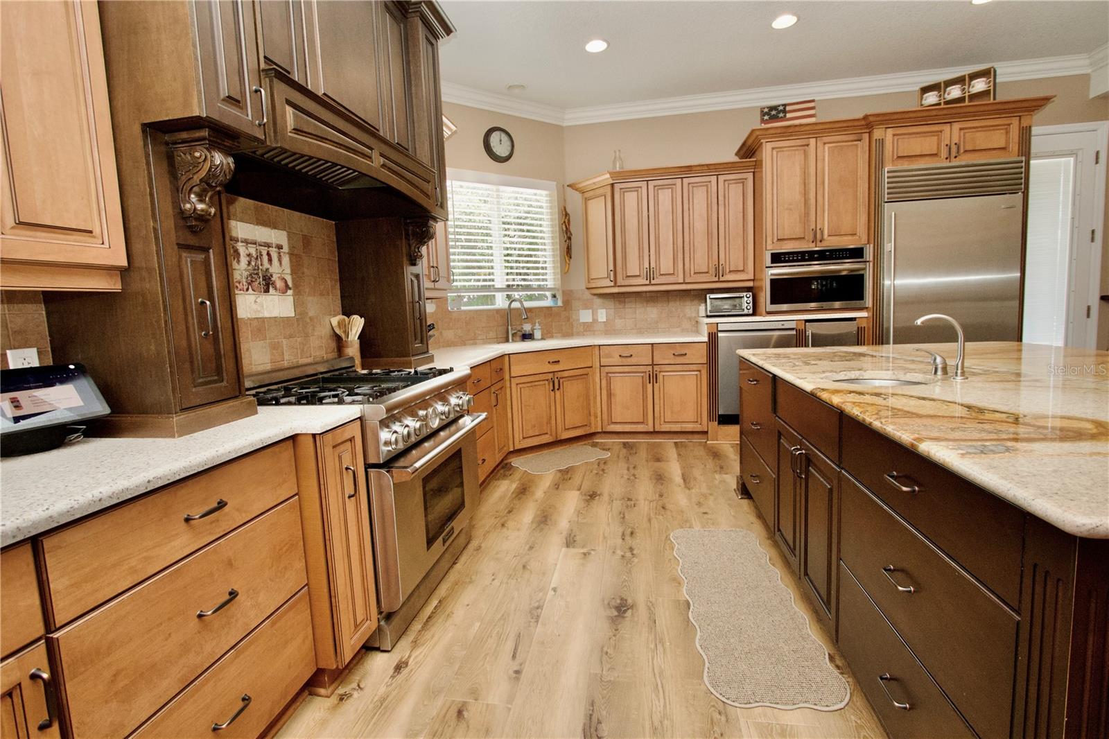 ROLLINS ESTATES - Residential