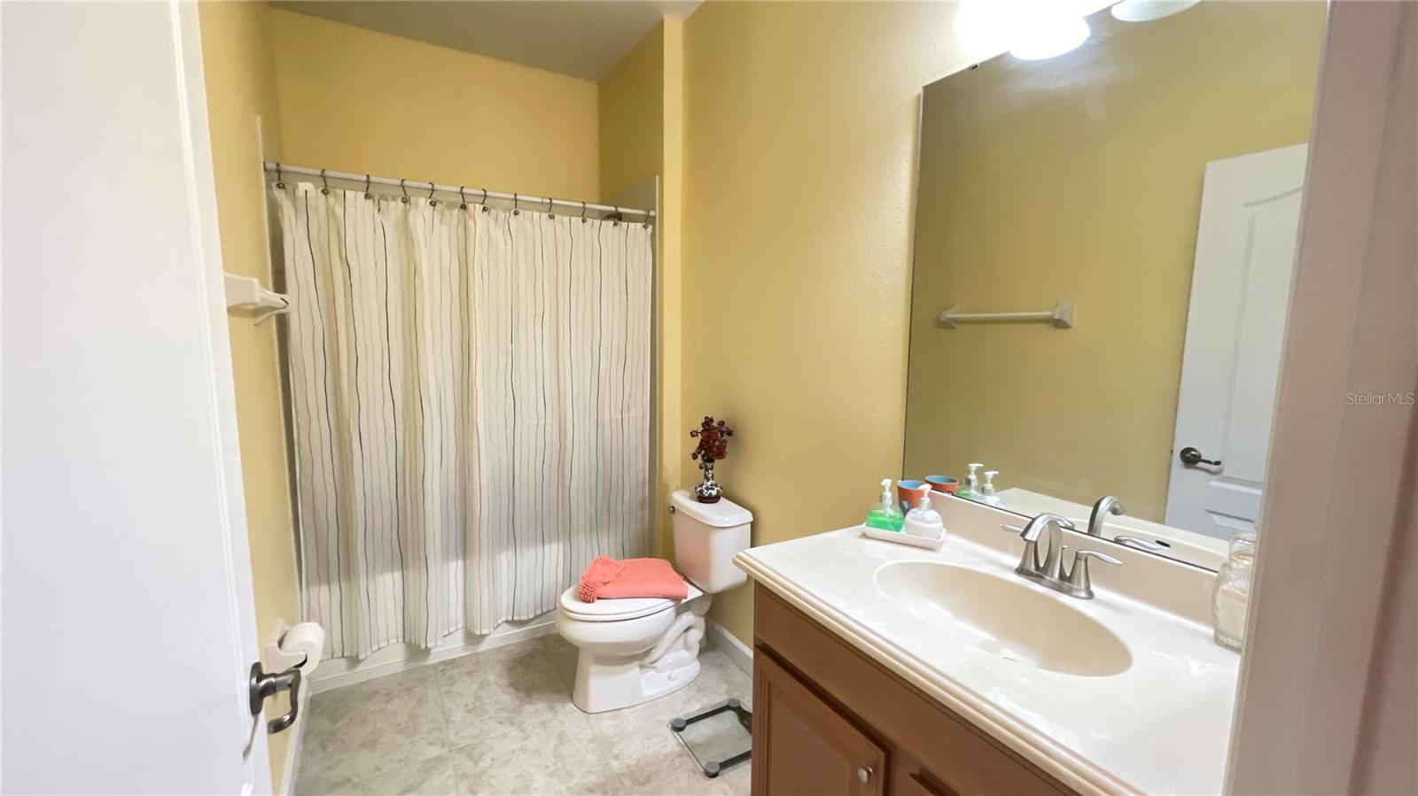 WYNDHAM LAKES ESTATES UNIT 2 69/20 LOT 57 BLK 8 - Residential