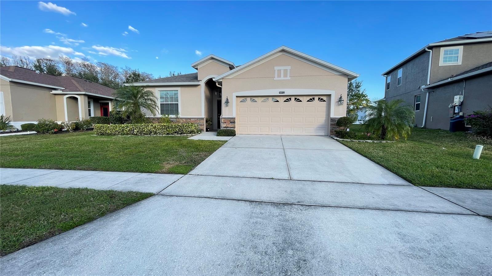 WYNDHAM LAKES ESTATES UNIT 2 69/20 LOT 57 BLK 8 - Residential