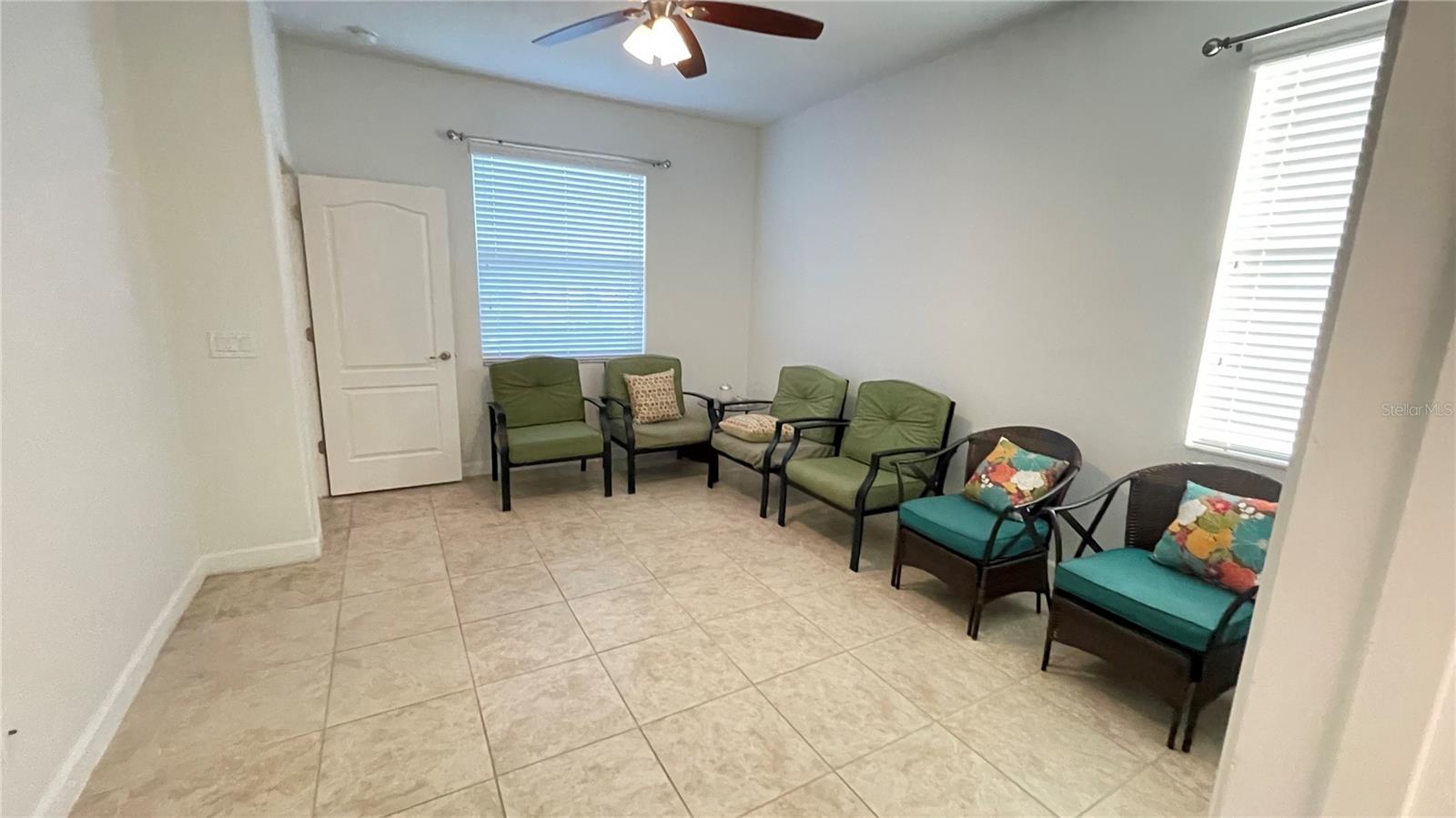 WYNDHAM LAKES ESTATES UNIT 2 69/20 LOT 57 BLK 8 - Residential