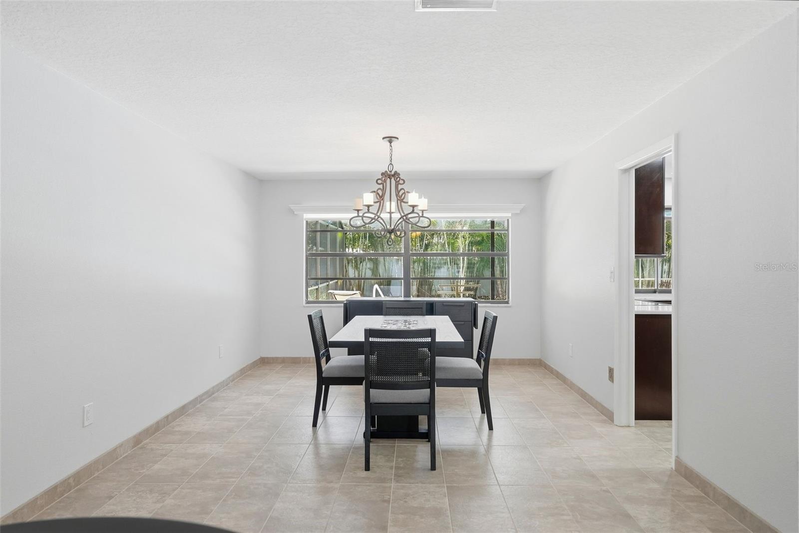 BLUFFS FIRST ADD THE - Residential