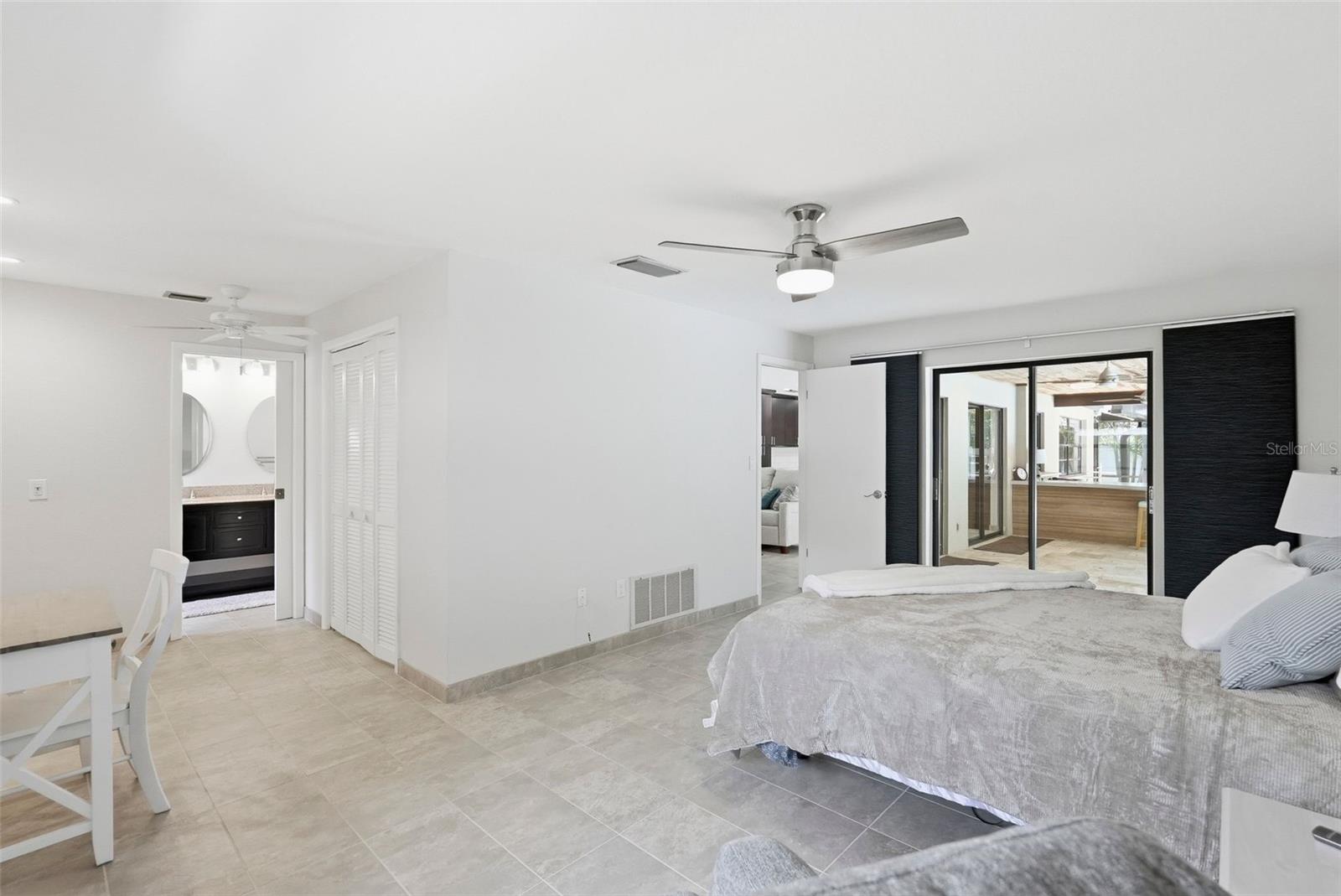 BLUFFS FIRST ADD THE - Residential