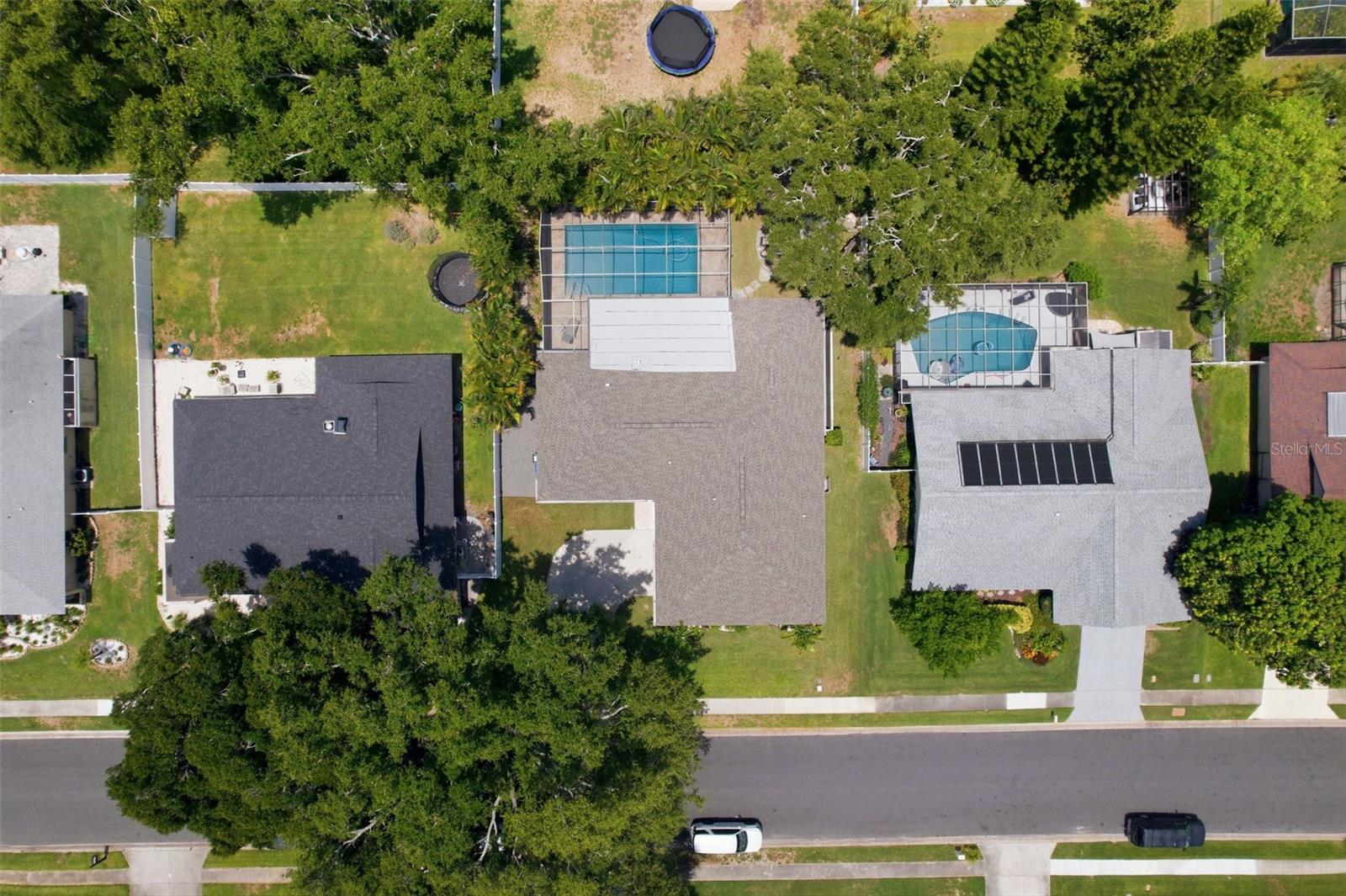 BLUFFS FIRST ADD THE - Residential