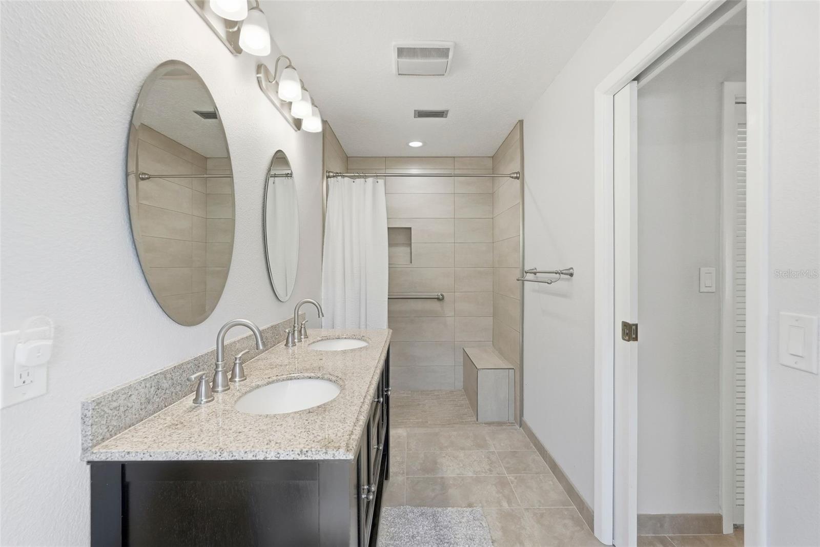 BLUFFS FIRST ADD THE - Residential