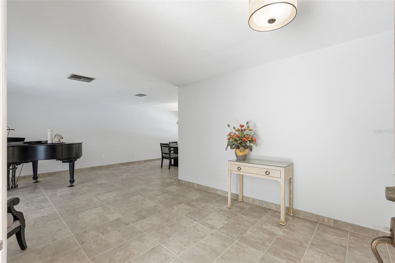 BLUFFS FIRST ADD THE - Residential