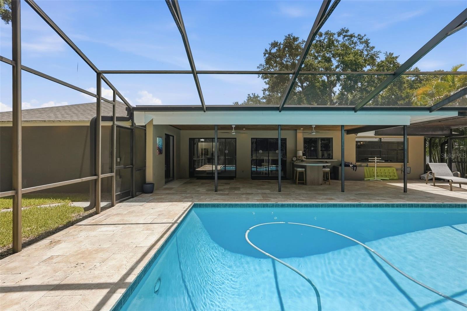 BLUFFS FIRST ADD THE - Residential