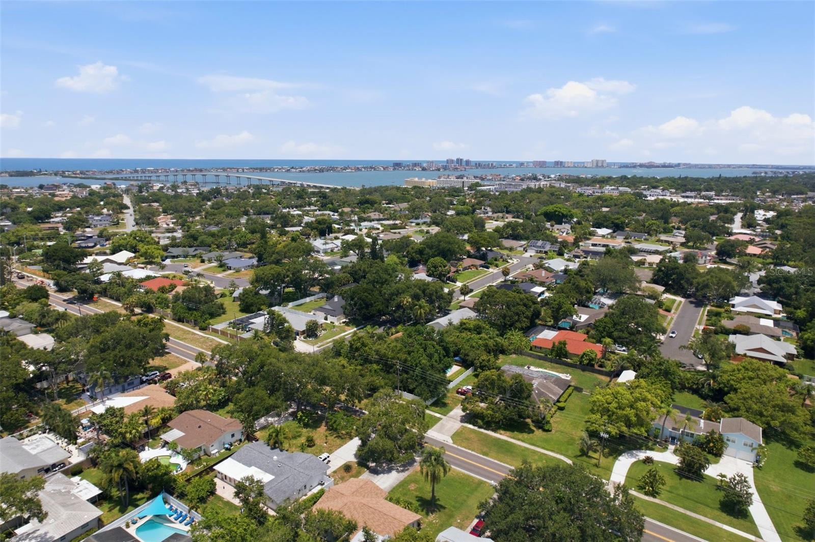 BLUFFS FIRST ADD THE - Residential