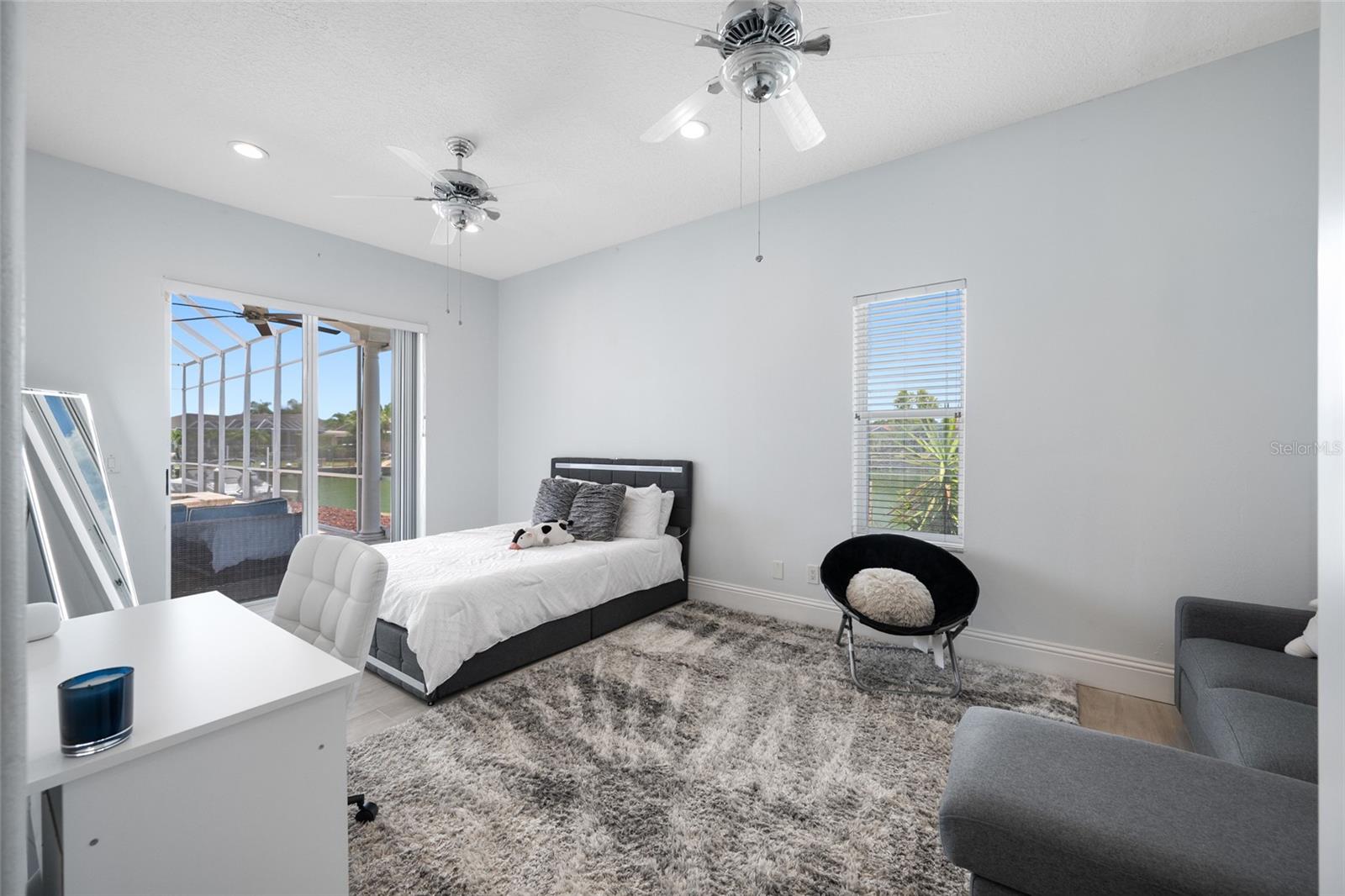 BAYPORT VILLAGE - Residential