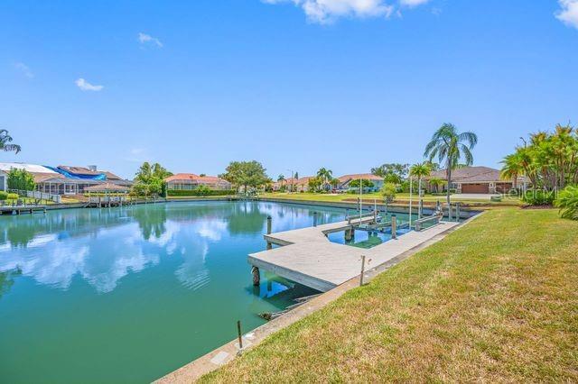BAYPORT VILLAGE - Residential