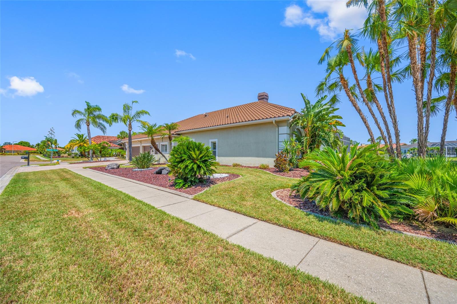 BAYPORT VILLAGE - Residential