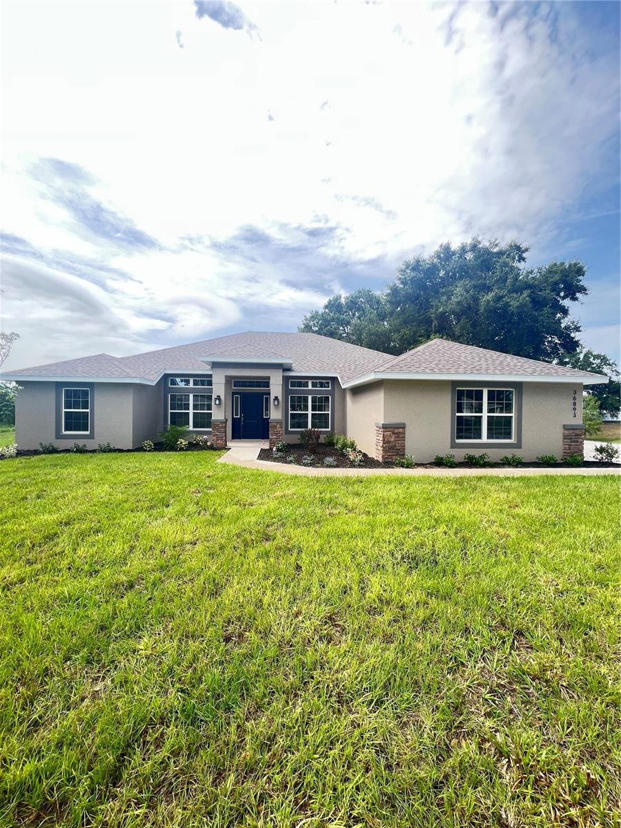 HILL COUNTRY ESTATES - Residential
