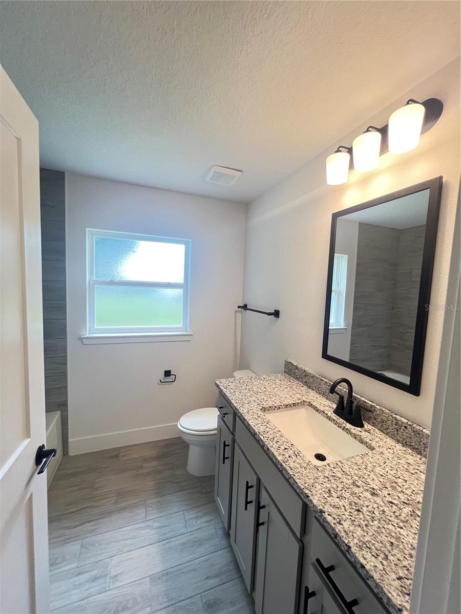 HILL COUNTRY ESTATES - Residential