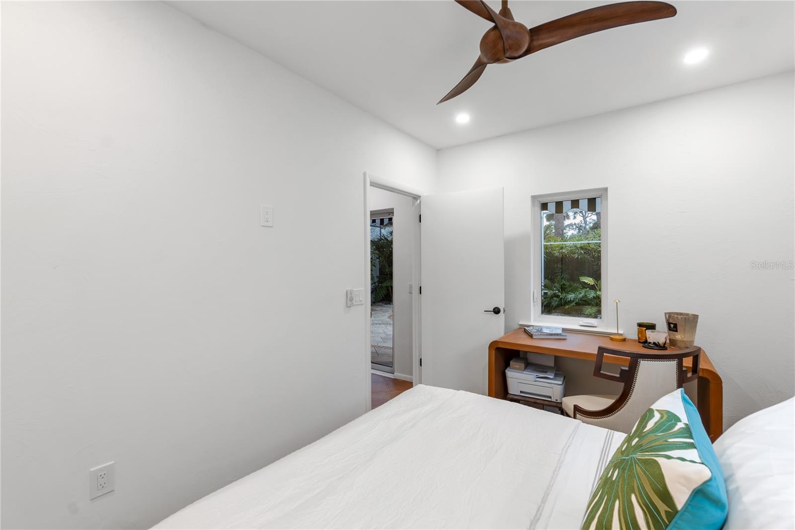 LOT 13 & W 25 FT OF LOT 15 BLK C DESOTA PARK - Residential