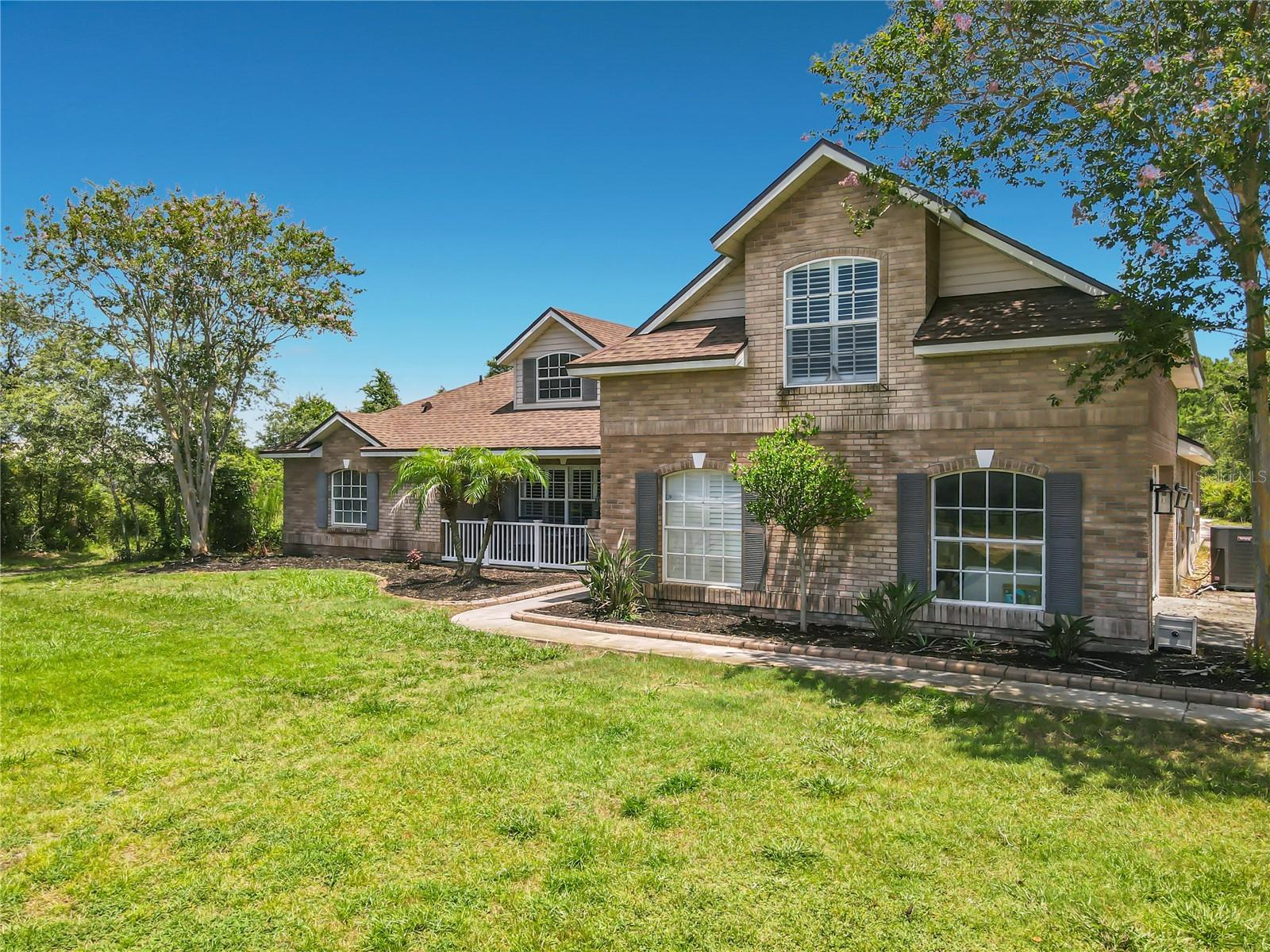 LEXINGTON TRLS - Residential