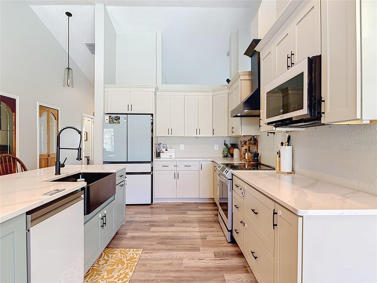 LEXINGTON TRLS - Residential