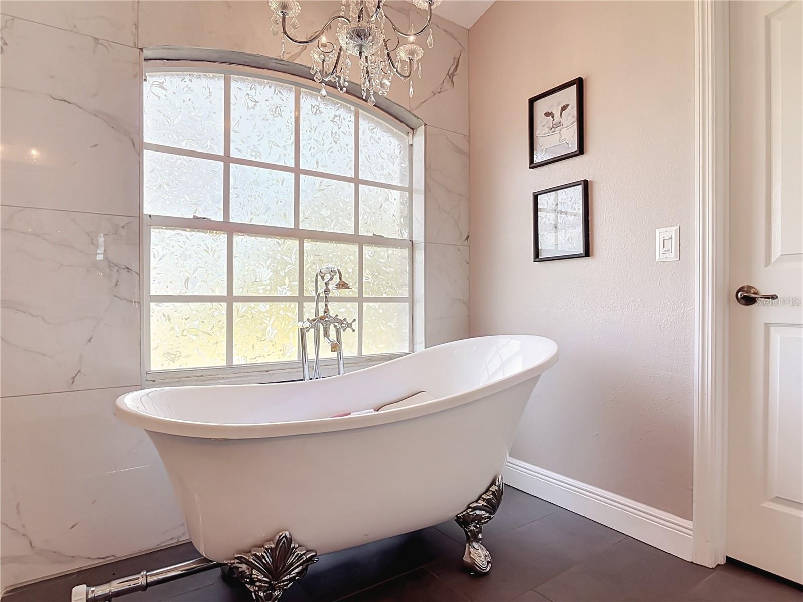 LEXINGTON TRLS - Residential