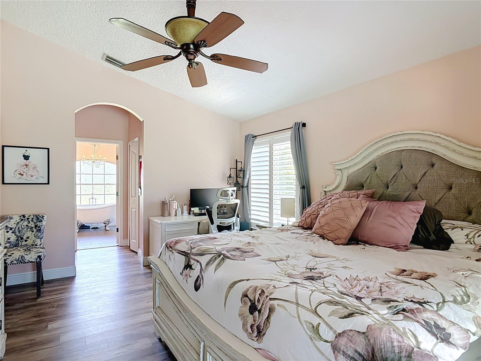 LEXINGTON TRLS - Residential