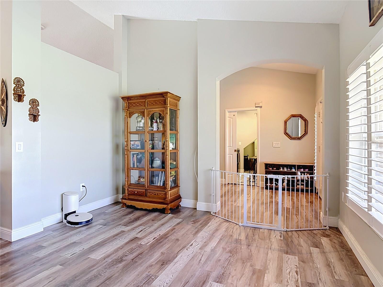 LEXINGTON TRLS - Residential