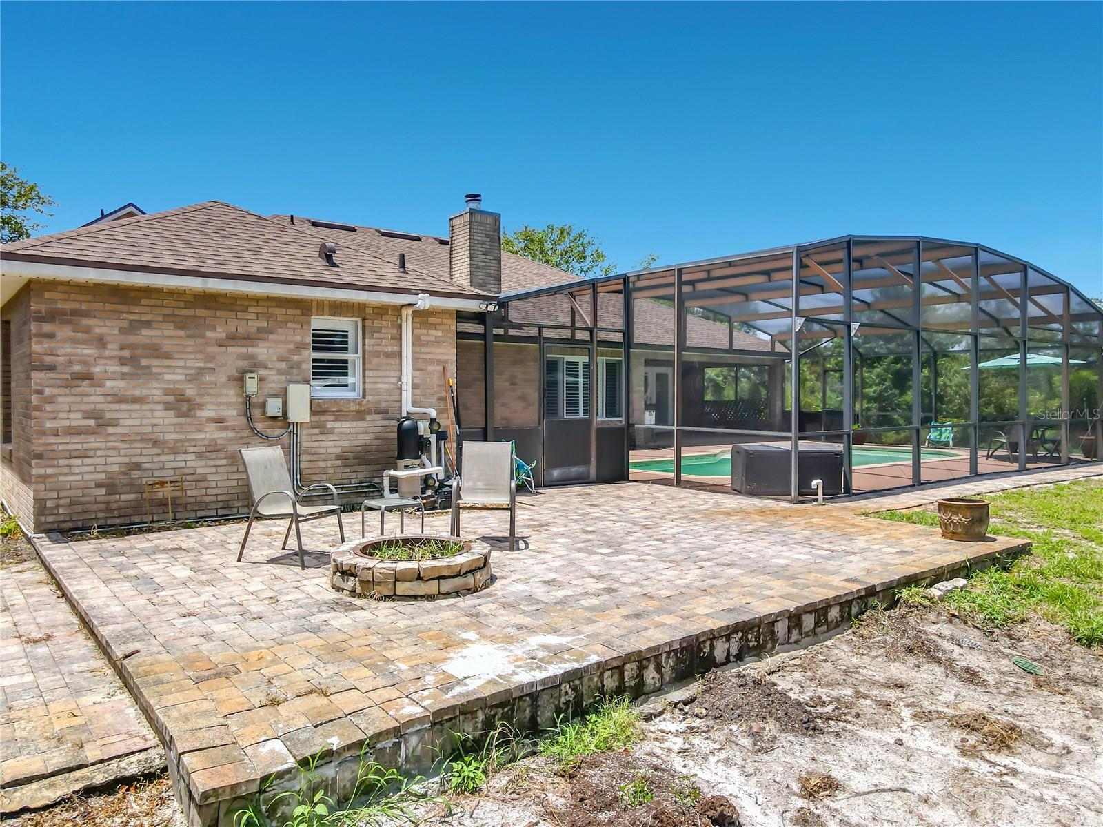 LEXINGTON TRLS - Residential